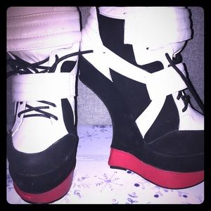 Less wedge sneaker heels.